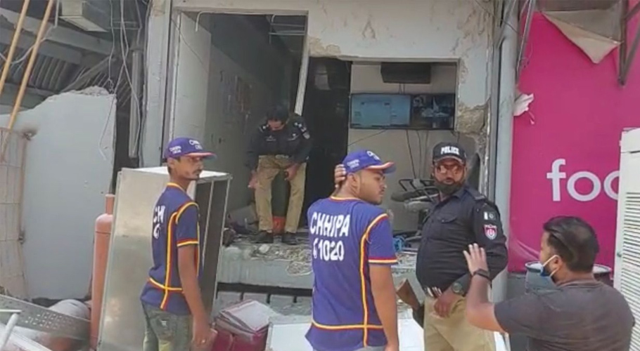 کراچی، ڈیفنس میں سلنڈر پھٹنے سے دھماکا، 3افراد زخمی