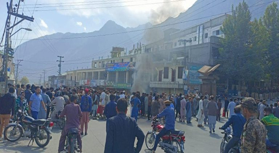 گلگت میں خواتین کے اسپورٹس گالا کیخلاف مرد کیوں احتجاج کررہے ہیں؟