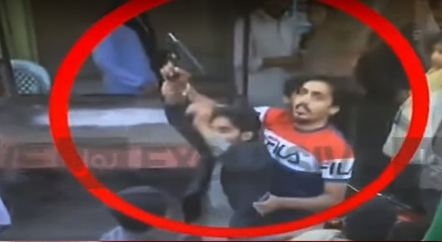 ابتسام کون ہے؟ عمران خان پر حملہ کیسے ناکام بنایا؟