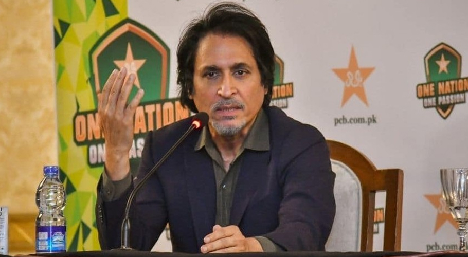 چیئرمین پی سی بی رمیز راجہ دبئی روانہ ہوگئے