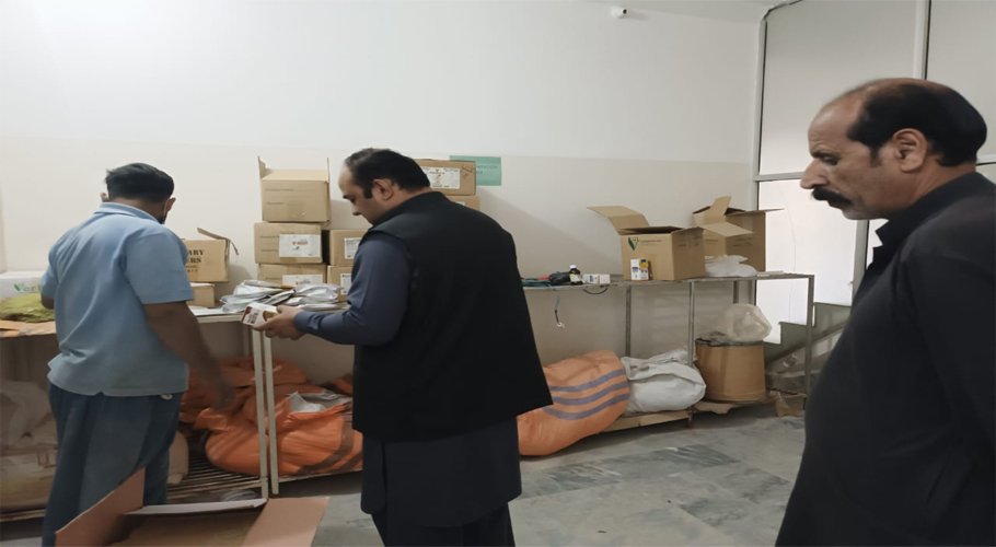 محکمہ صحت راولپنڈی کی بڑی کارروائی، نجی ہسپتال سے غیر رجسٹرڈ دوائیوں کا اسٹاک برآمد