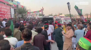 تحریک انصاف کا عمران خان پر قاتلانہ حملے کیخلاف آج ملک گیر احتجاج کا اعلان