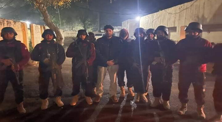 ڈی آئی خان، پولیس چیک پوسٹ پر دہشتگردوں کا حملہ، 3 اہلکار زخمی