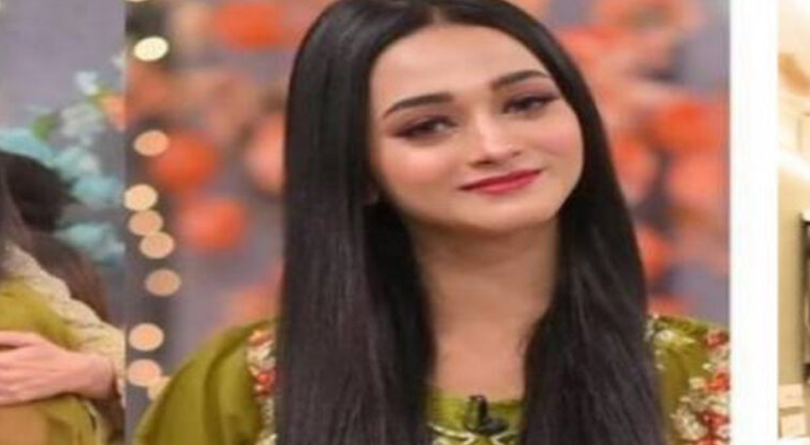 پاکستانی ٹک ٹاکر عائشہ کون ہے؟