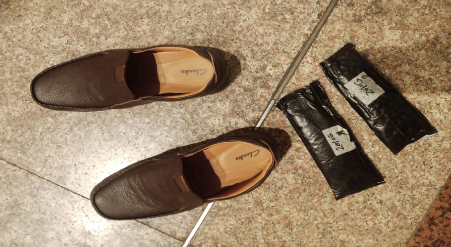 اے این ایف کی کارروائی، شارجہ جانے والے ملزم کے جوتوں سے 434 گرام ہیروئن برآمد