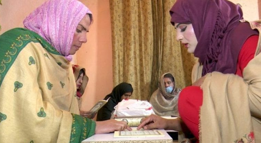 سندھ کابینہ نے بلدیاتی کونسلزمیں خواجہ سراؤں کیلئے نشستیں مختص کرنے کی منظوری دیدی
