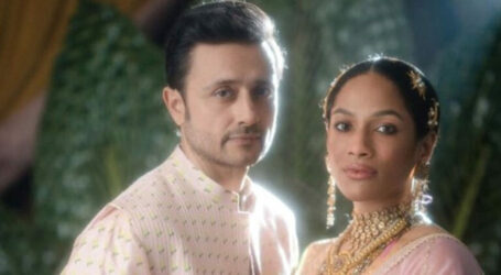 بھارتی فیشن ڈیزائنر مسابا گپتا نے ساتھی اداکار سے دوسری شادی کرلی