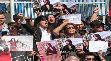 ایران، حجاب کے بغیر گھر سے نکلنے والی خواتین کیلئے نئی سزاؤں کا اعلان