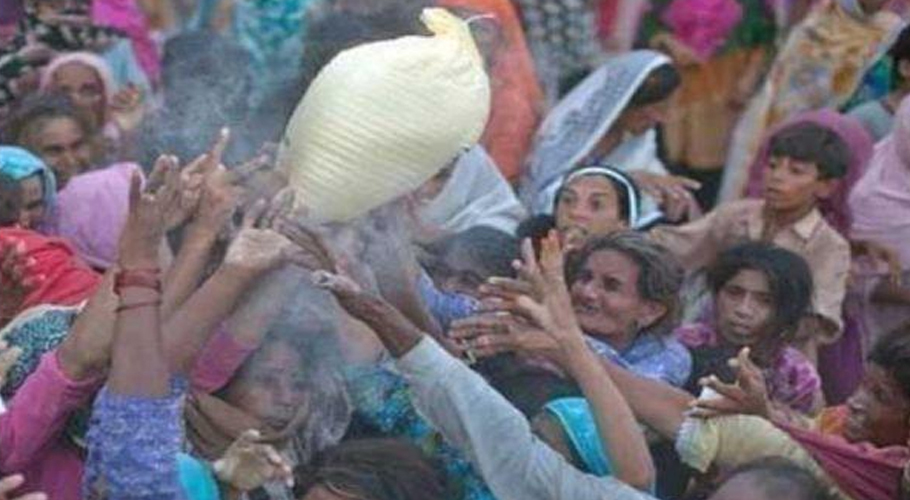 مفت آٹے کی جدوجہد میں ایک اور خاتون جاں بحق