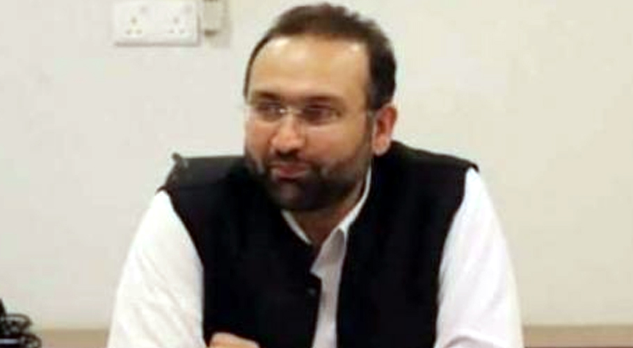 ہشام انعام نے پی ٹی آئی سے علیحدگی اختیار کرلی