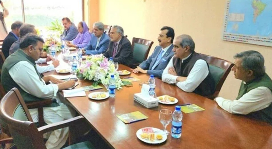 اگست میں الیکشن، تحریک انصاف نے 8 نکاتی تجاویز حکومتی وفد کے سپرد کردیں