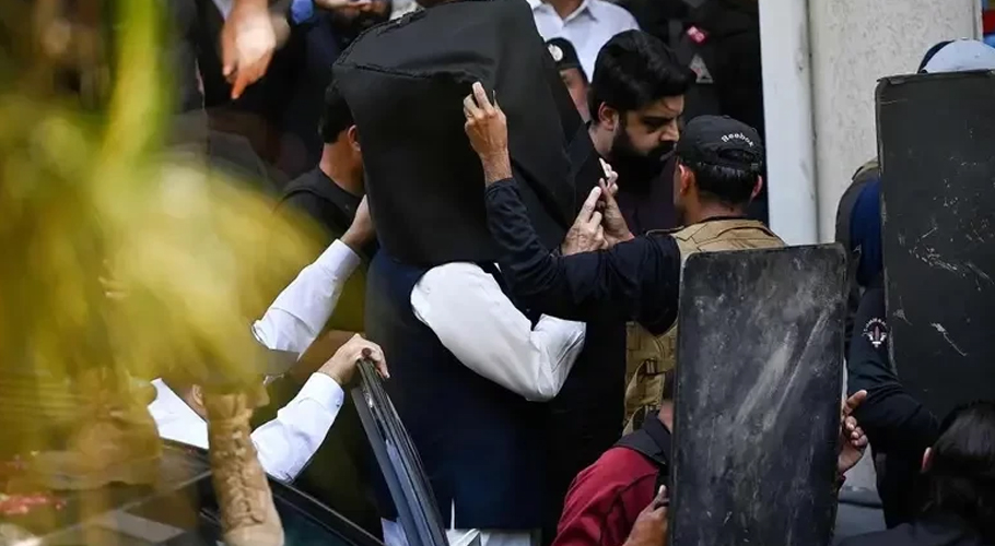 سربراہ تحریک انصاف سمیت اہم رہنماؤں کے ناقابل ضمانت وارنٹ جاری