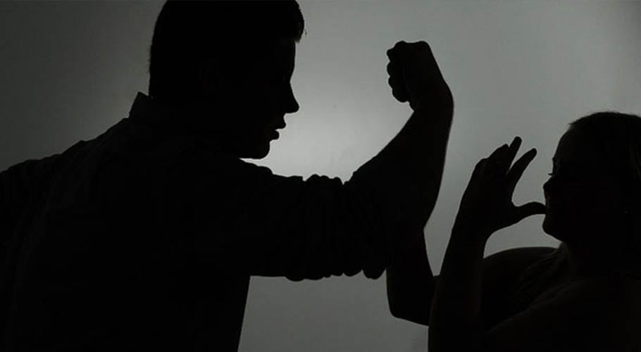 کمسن گھریلو ملازمہ پر تشدد کا معاملہ، جج کی اہلیہ کے خلاف مقدمہ درج