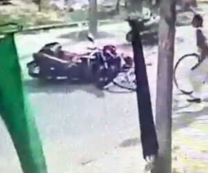 اوباشوں نے سائیکل پر جاتی طالبہ کا دو پٹہ کھینچ کر گرادیا، لڑکی موقع پر جاں بحق