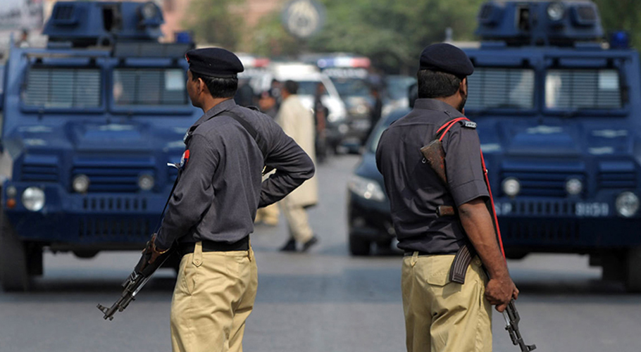 کراچی پولیس کے 65 سے زائد کرپٹ تھانیداروں کو بلیک لسٹ کرنے کا فیصلہ