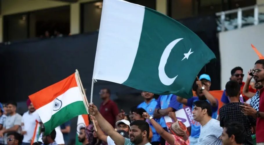 ورلڈ کپ 2023، کیا پاکستانی شائقین کرکٹ بھارت سکیں گے؟