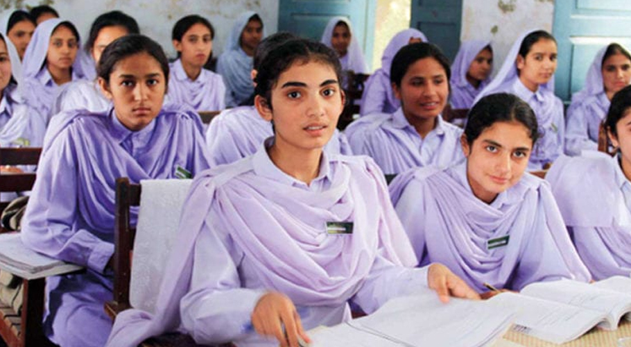 پنجاب میں طلباء کے لیے مفت پبلک ٹرانسپورٹ کا اعلان