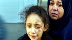 غزہ کے بچوں کی دل دہلادینے والی کہانی، تصویری جھلکیاں