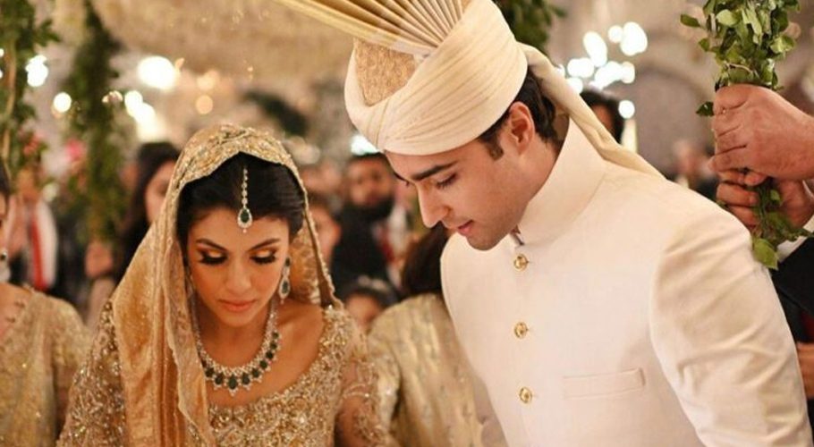 جنید صفدر نے عائشہ سیف کو طلاق کیوں دی؟