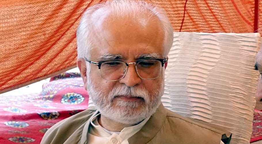 سرکاری گاڑیوں کیلئے ملک بھر میں گلگت بلتستان ماڈل اپنایا جائے، محمود مولوی