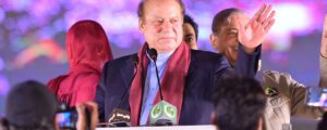 مینار پاکستان جلسہ: پاکستان کو مشکل سے نکالیں گے، نواز شریف