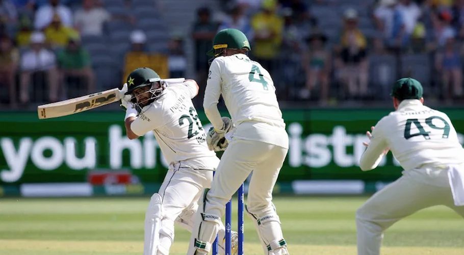میلبرن ٹیسٹ میں پاکستان کو 79رنز سے شکست، آسٹریلیا سیریز جیت گیا