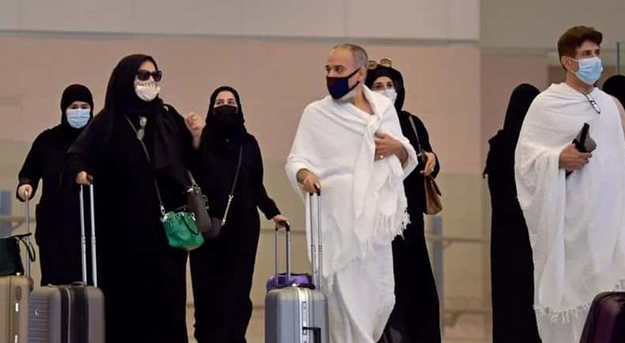 جدہ ایئرپورٹ پر دو عمرہ زائرین کی جان بچالی گئی