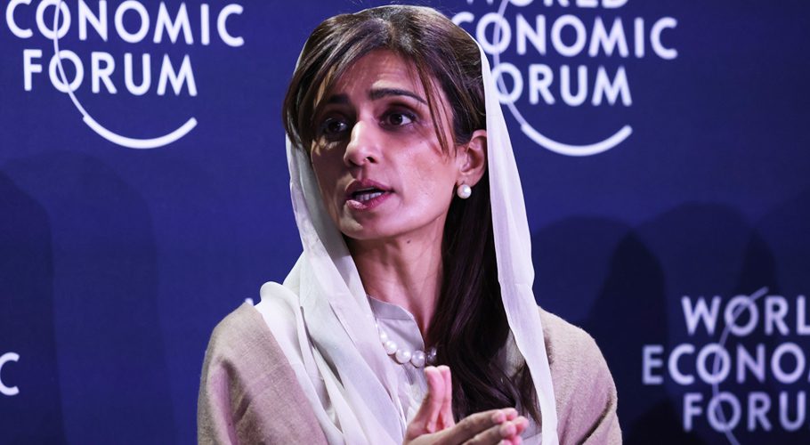 ایران کا پاکستان پر حملہ تنہائی اور بوکھلاہٹ کا مظہر ہے۔حنا ربانی کھر