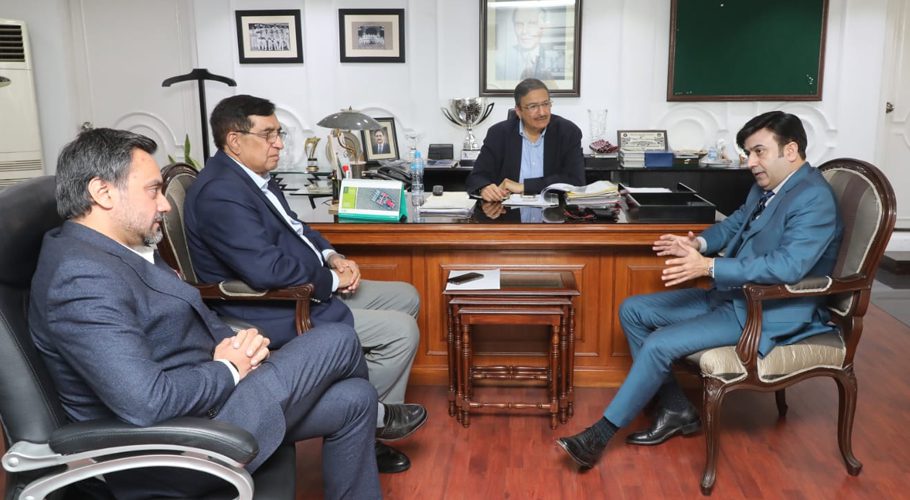 کے پی کے وزیر کھیل کی چیئرمین پی سی بی مینجمنٹ کمیٹی سے ملاقات