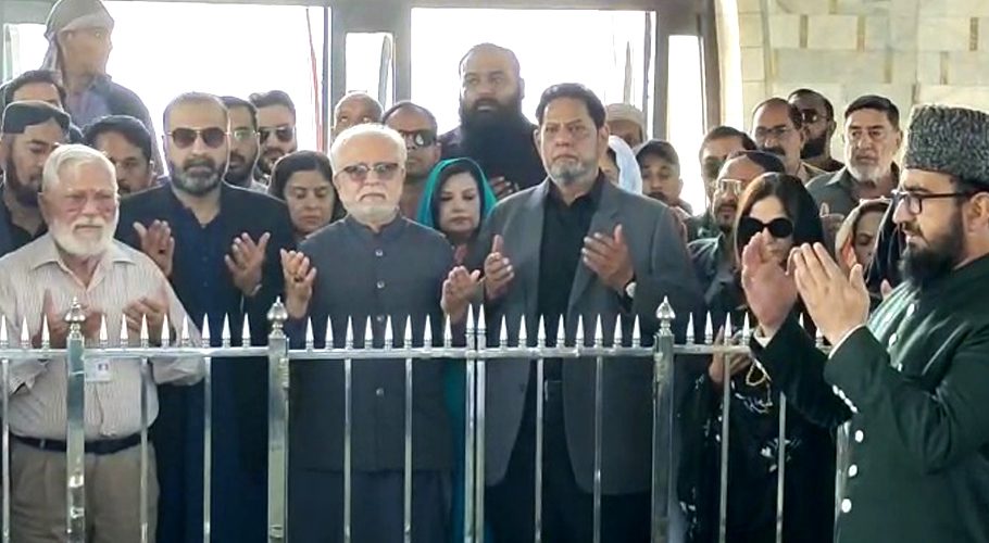 استحکام پاکستان پارٹی نے مزار قائد سے الیکشن مہم کا آغاز کردیا