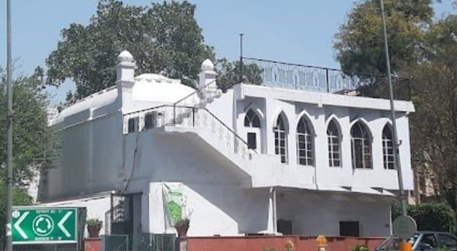بابری مسجد کی شہادت کے بعد سنہری باغ مسجد نشانے پر آگئی