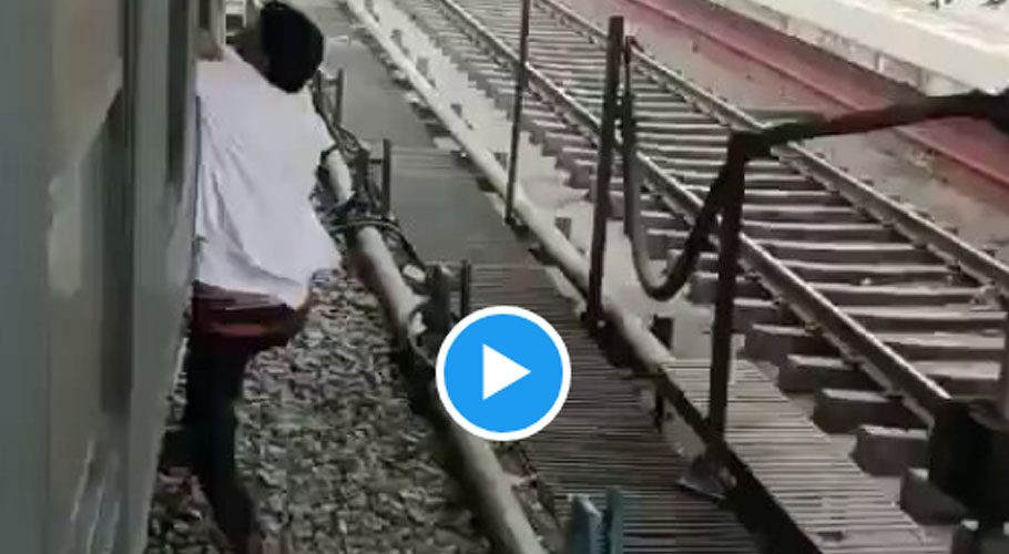 چلتی ٹرین سے فون چھیننے والا پکڑا گیا،ویڈیو وائرل