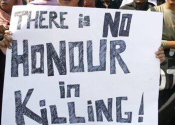 Mother kills daughter for ‘honour’ in PAKISTAN