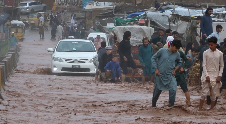 پاکستان میں بارش