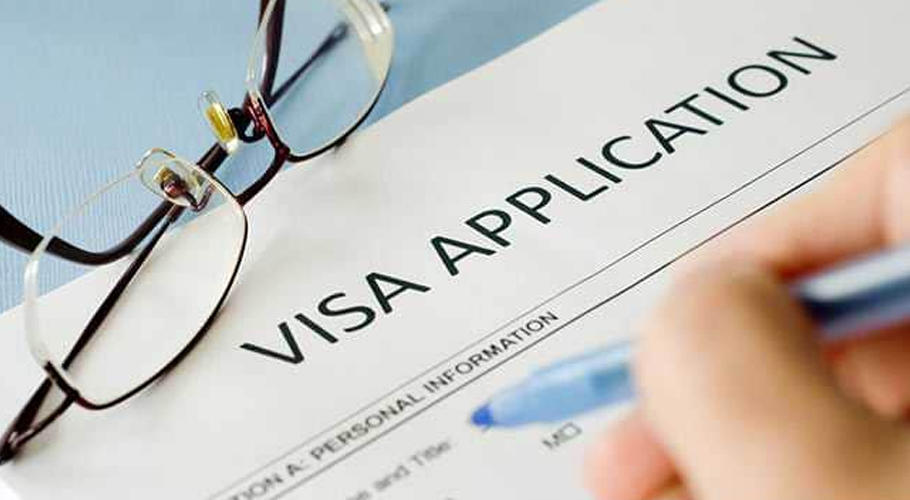UAE Cuts Work, Residency Visa Process from 30 to 5 Days