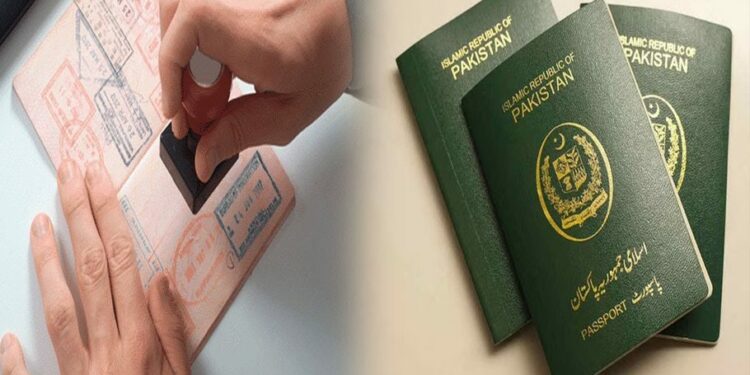 UAE announces new visit visa fee for Pakistanis