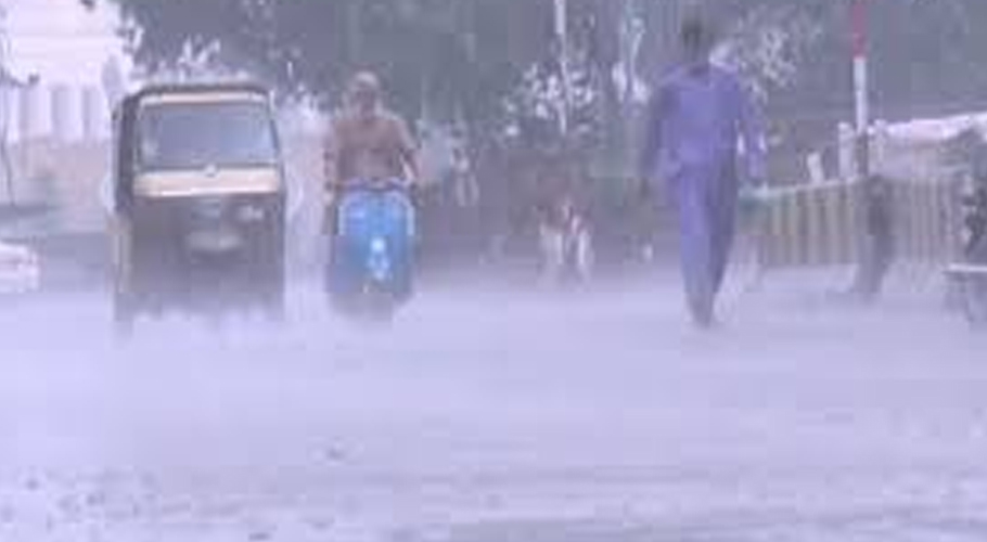 Country’s upper areas, including Lahore, to receive rains