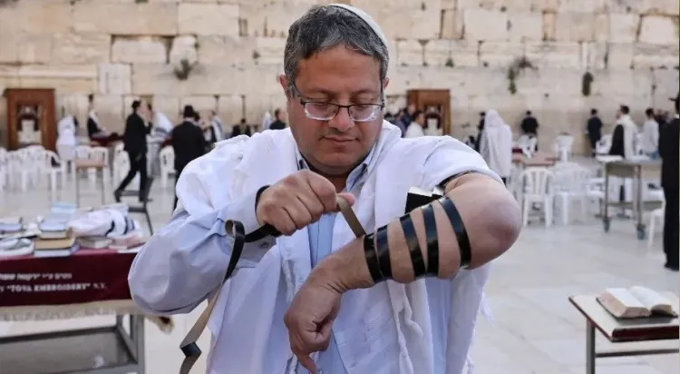 Israeli minister Ben-Gvir threatens to build synagogue at Al Aqsa compound