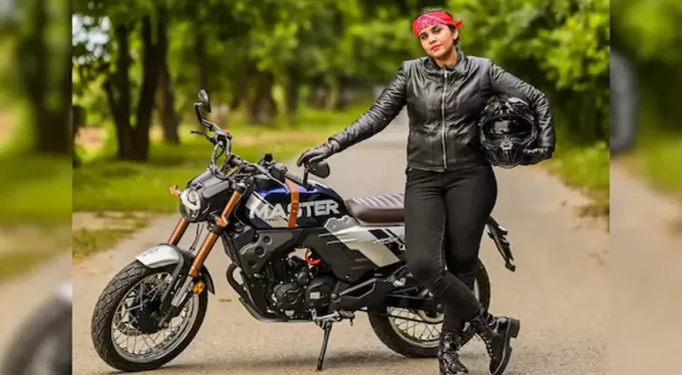 Zenith Irfan: First Pakistani woman on cross-country solo motorcycle journey