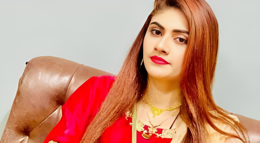 دانیہ شاہ