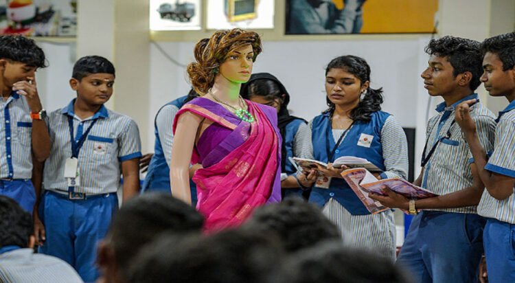 AI robots to replace human teachers in Indian schools