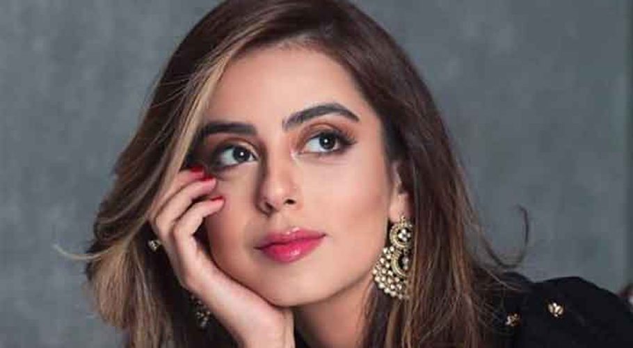 Yashma Gill Gets 10,000 Marriage Proposals on Matchmaking App