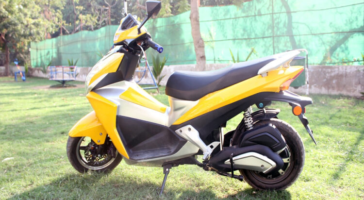 Federal govt announces free, subsidized e-bikes for public