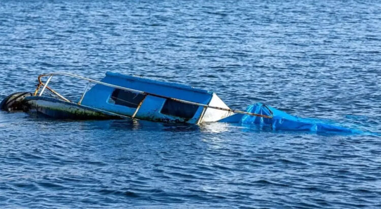 27 dead, 83 rescued in two boats capsize off Tunisia