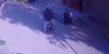 CCTV captures failed kidnapping attempt of girl in Karachi