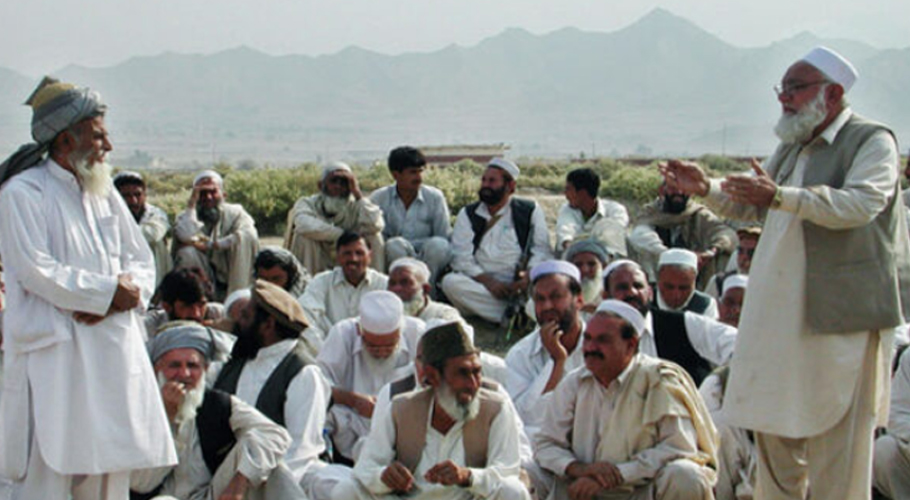 Kurram warring tribes strike 8-month peace deal before Eid