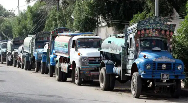Water tankers restricted from operating during rush hours in Karachi