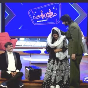 Naila Ashbel’s Enchanting Voice Mesmerized ‘Mazaq Raat’ Audience