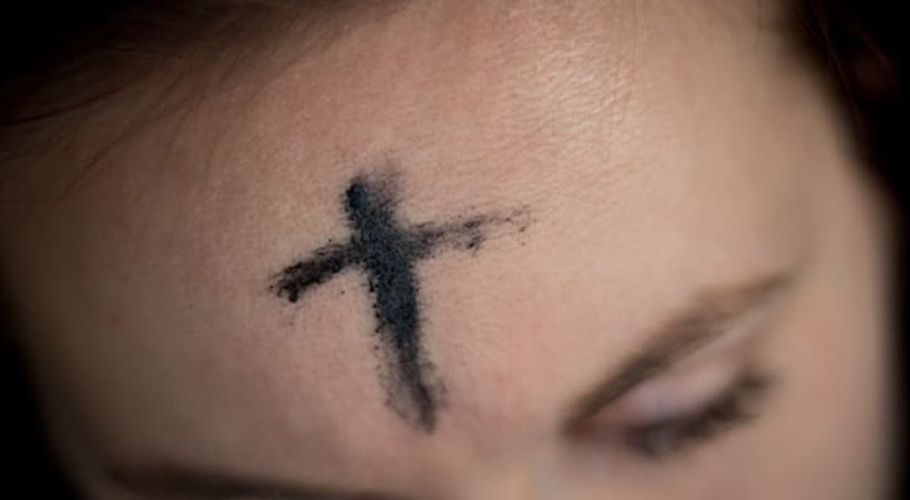 Christians Begin Lent Fasting Worldwide, Including Pakistan from Ash Wednesday