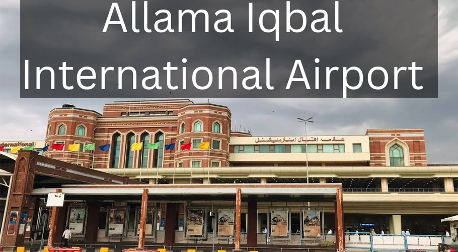 Why did a female passenger slap customs officer at Lahore Airport?
